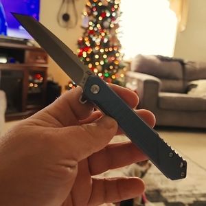 Schrade folding knive